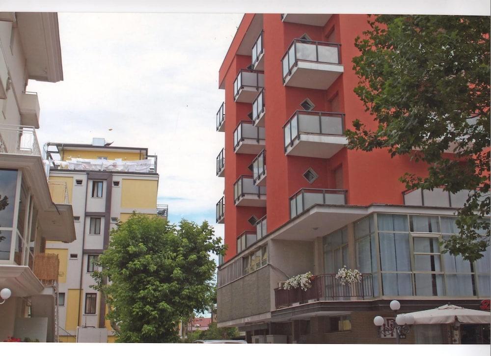 Hotel Darsena Cesenatico Εξωτερικό φωτογραφία
