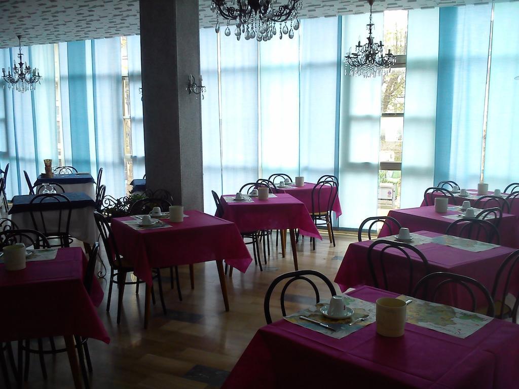 Hotel Darsena Cesenatico Εξωτερικό φωτογραφία