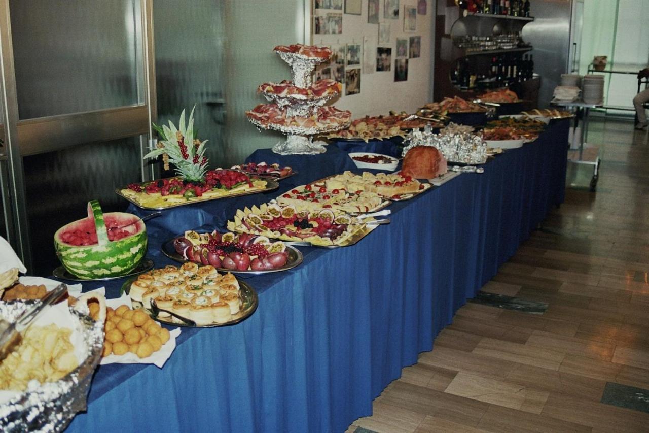 Hotel Darsena Cesenatico Εξωτερικό φωτογραφία