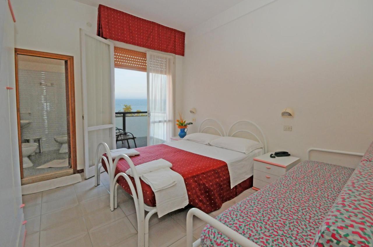 Hotel Darsena Cesenatico Εξωτερικό φωτογραφία
