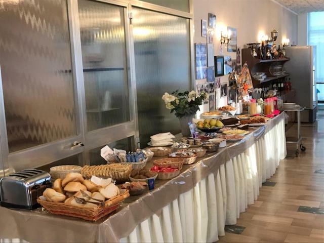 Hotel Darsena Cesenatico Εξωτερικό φωτογραφία